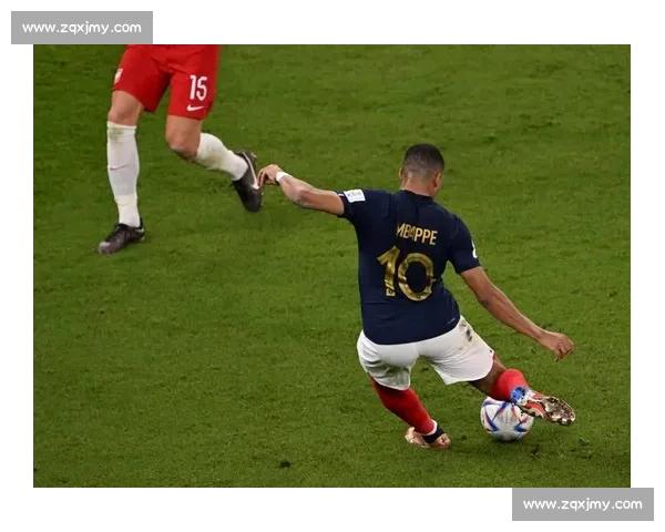 卡什：禁区边缘的射门密码与定位球深耕