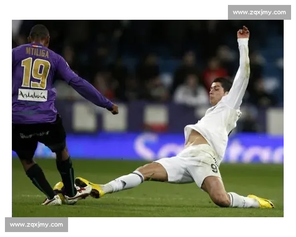 马拉加对阵皇马比赛录像回顾与关键瞬间全解析战术博弈与进球亮点解读